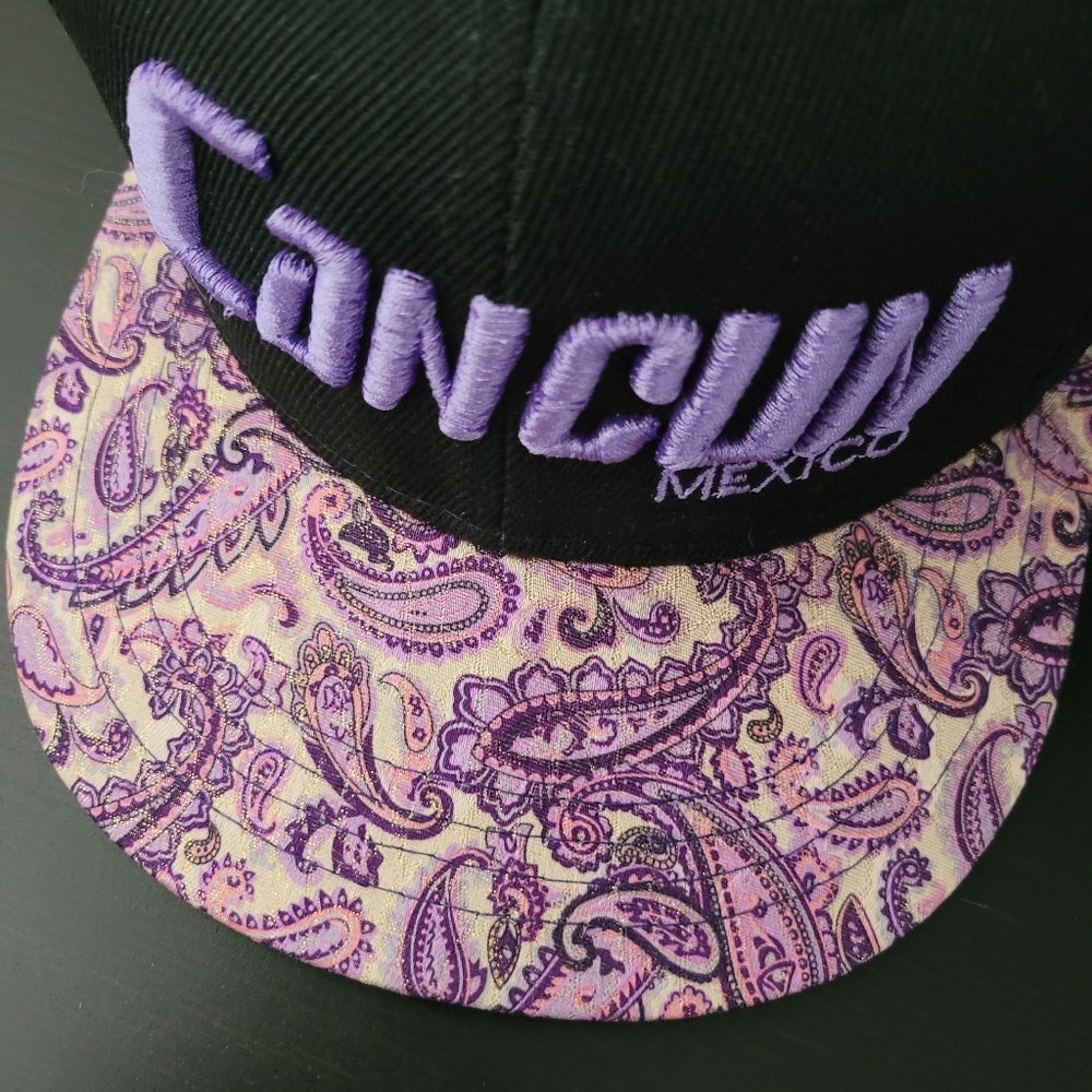 Snapback hat - Picture 4 of 4